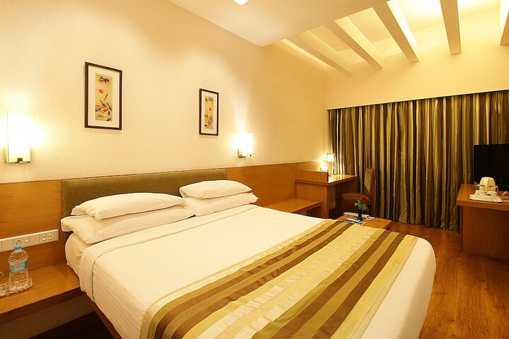 Room 3 of 51