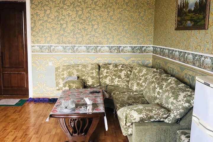 Room 3 of 23