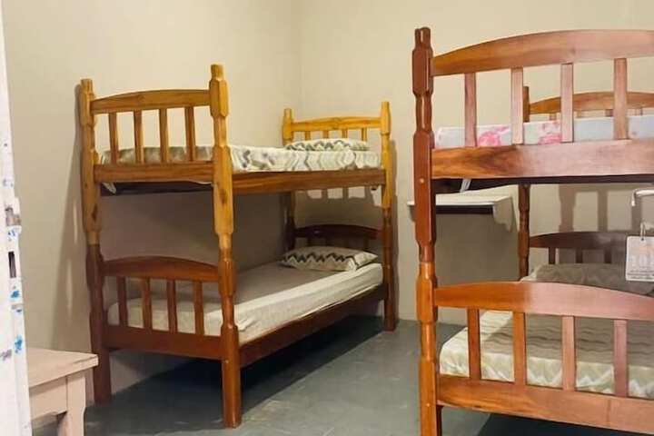 Room 9 of 30