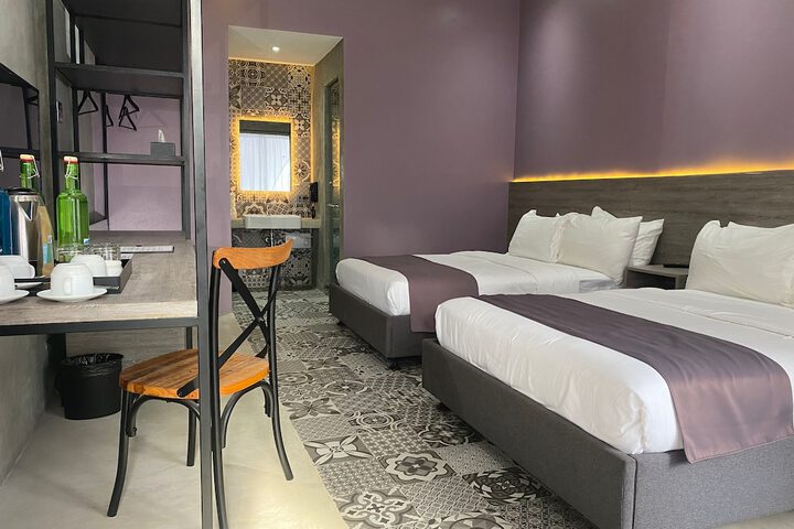 Room 37 of 69