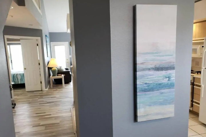 Room 2 of 5