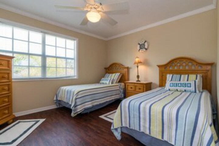 Room 16 of 22