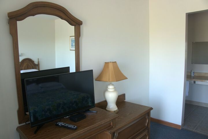Room 7 of 63