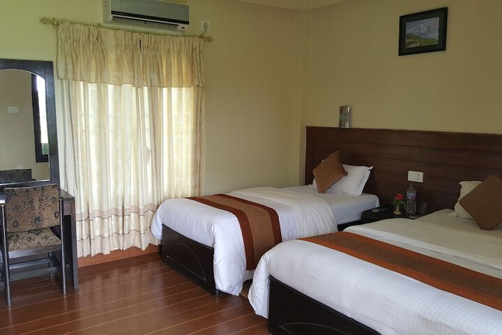 Room 5 of 34