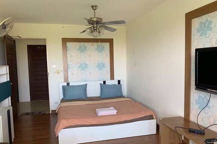 Room 157 of 263