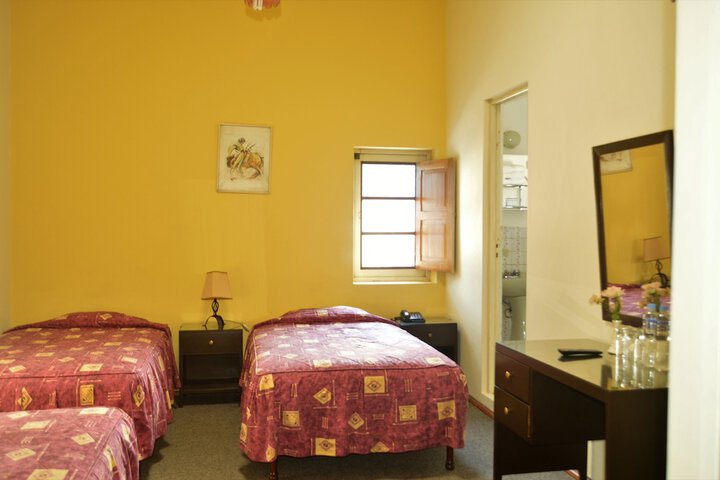 Room 12 of 86