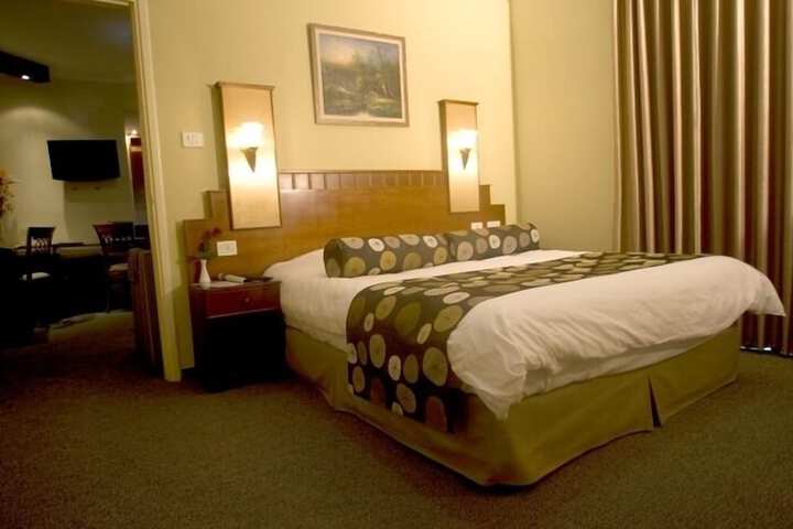 Room 44 of 86