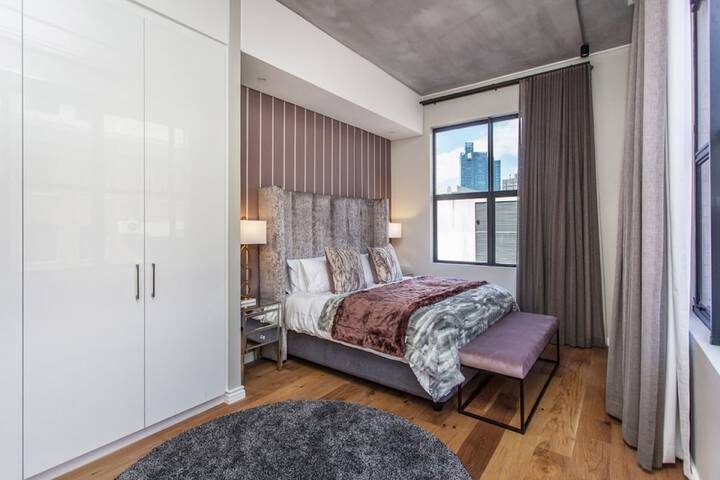 Room 10 of 50