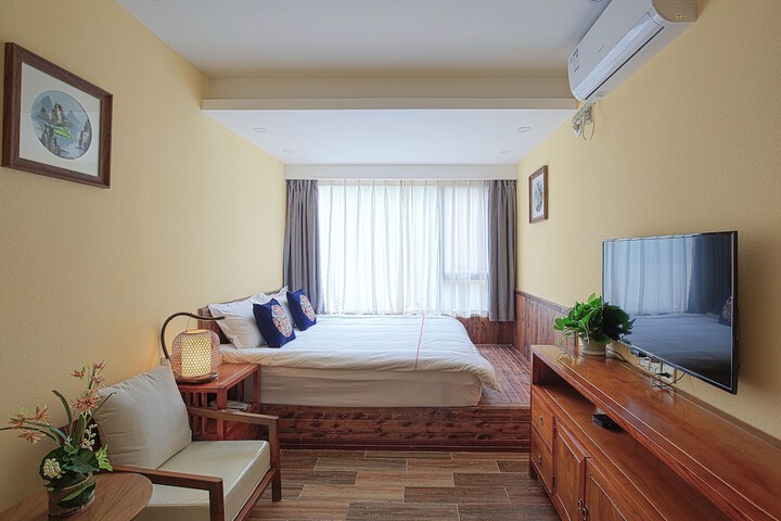 Room 21 of 35