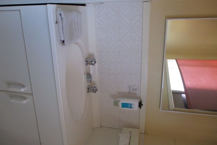 Room 99 of 123