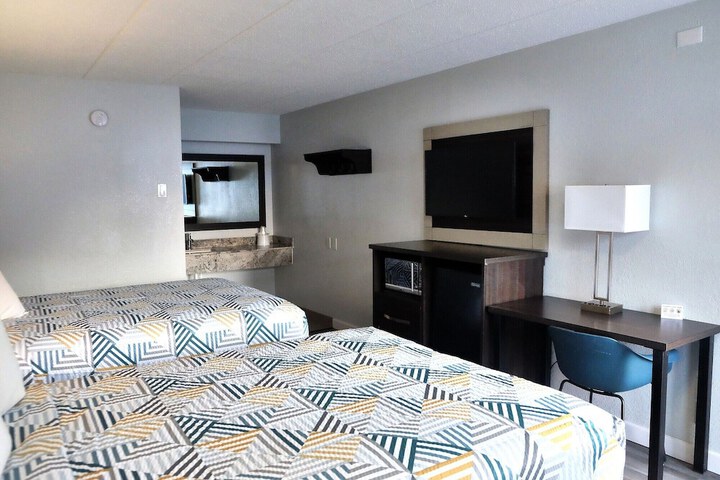 Room 22 of 46