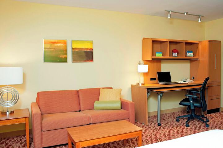 1 Queen Bed with Sofa Bed Accessible Efficiency (3 of 9)