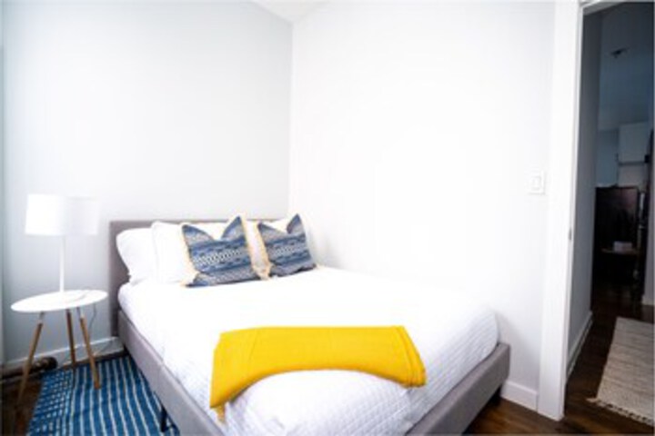 Room 53 of 62