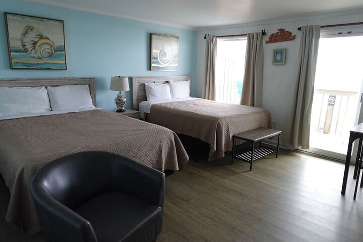 Room 18 of 282