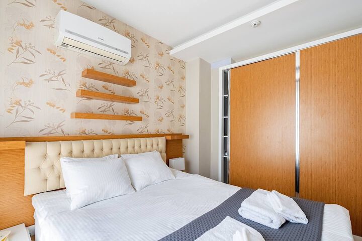 Room 37 of 150