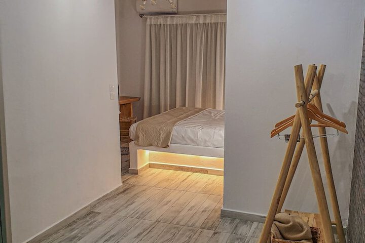 Room 11 of 51