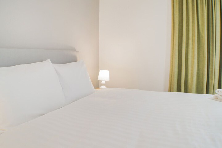 Room 7 of 25