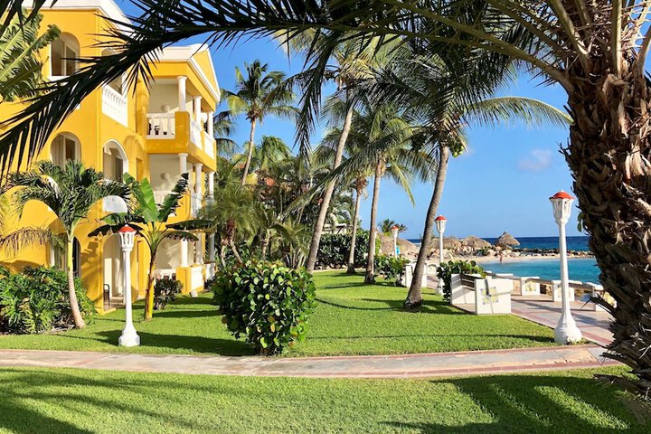 Hotel Exterior 206 of 278