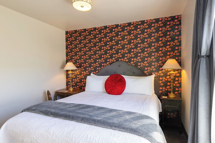 Room 41 of 89