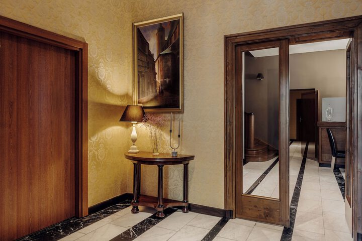 Lobby Entry