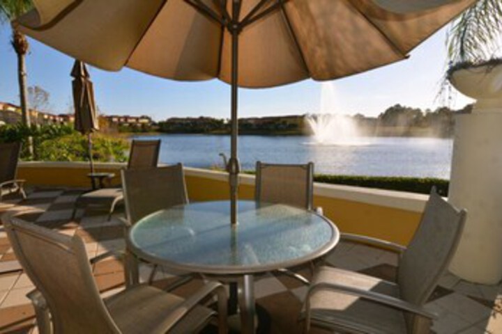 Terrace/Patio 8 of 40