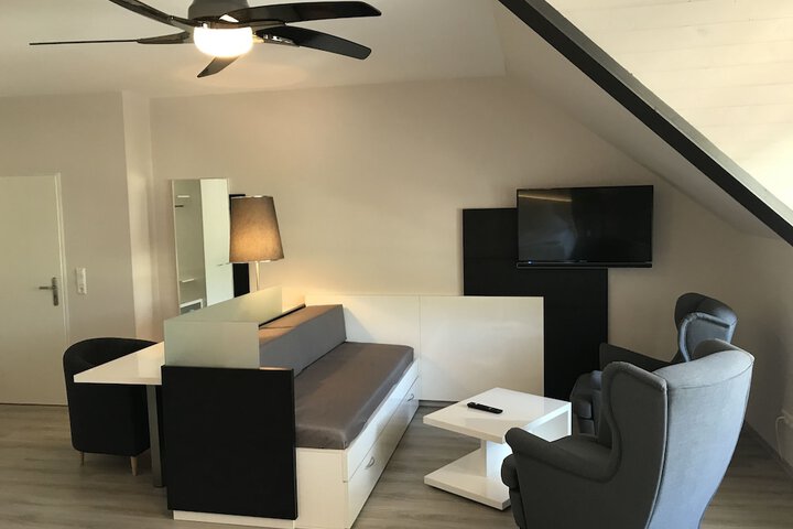 Room 17 of 82
