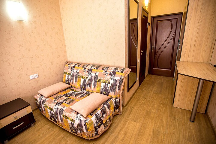 Room 45 of 95