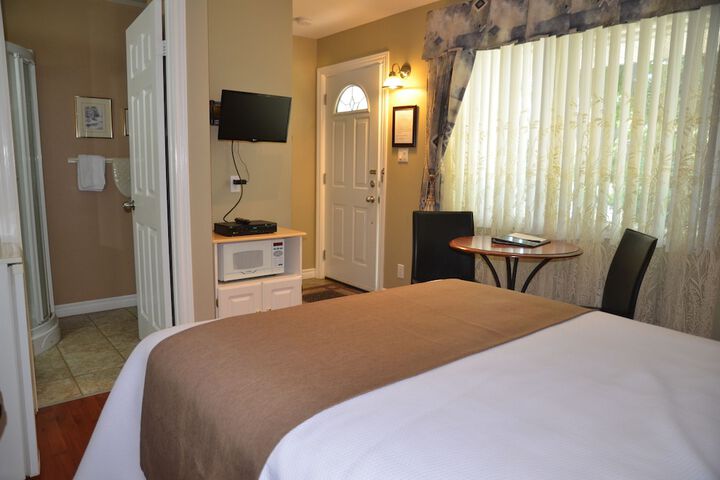 Room 10 of 49