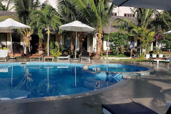 Pool 83 of 131