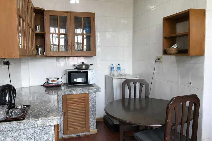 Room 10 of 39