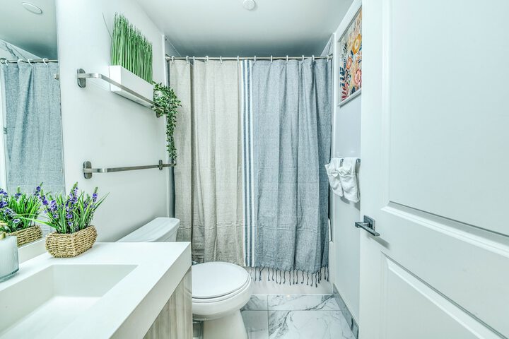 Room 600 of 652