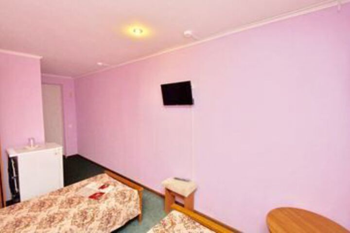 Room 17 of 36