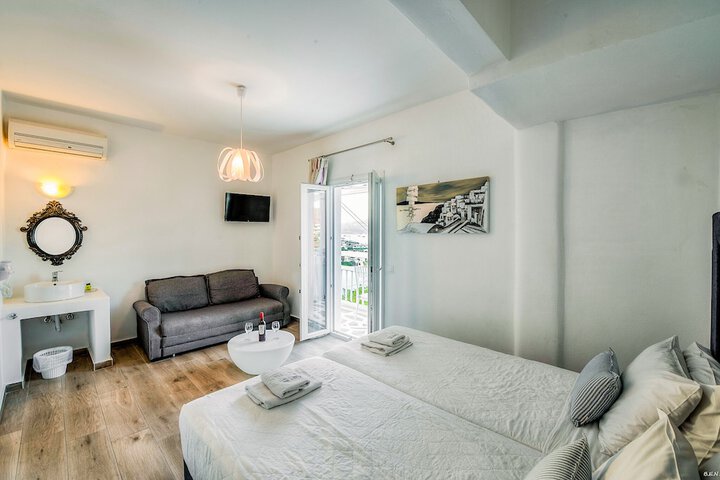 Room 25 of 119