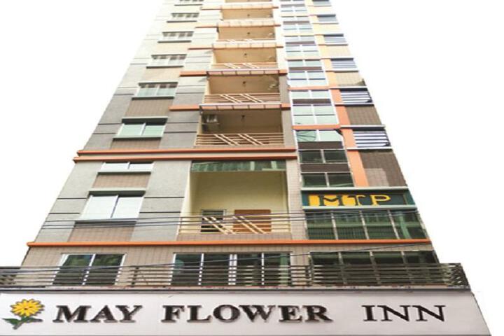 May Flower Inn