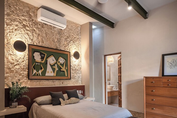 Room 10 of 41