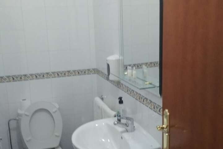 Room 15 of 26