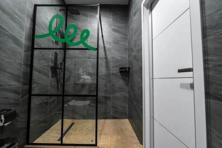 Room 59 of 109