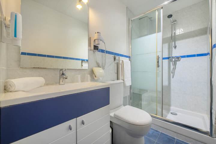 Clean Restrooms
