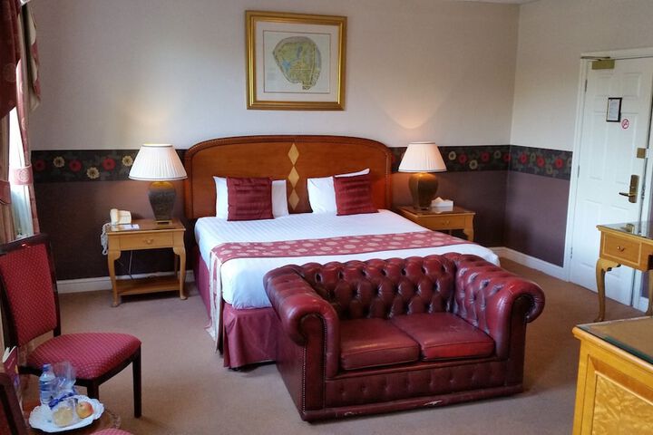 Room 12 of 36