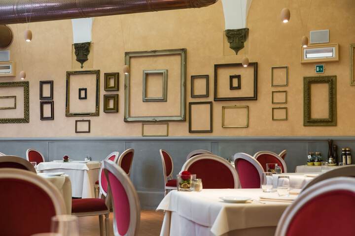 Dining 83 van 122