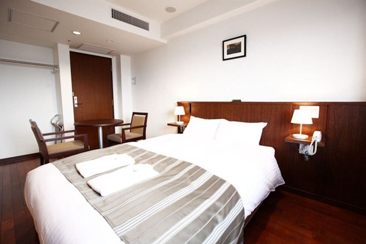 Room 27 of 129