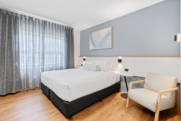 Room 43 of 93