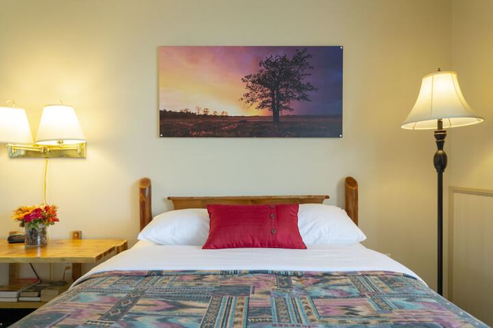 Room 3 of 27