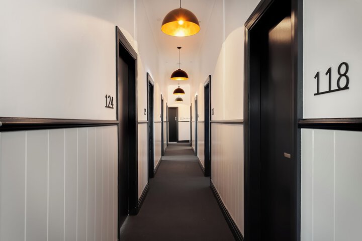 Ballroom/Hall 44 of 56