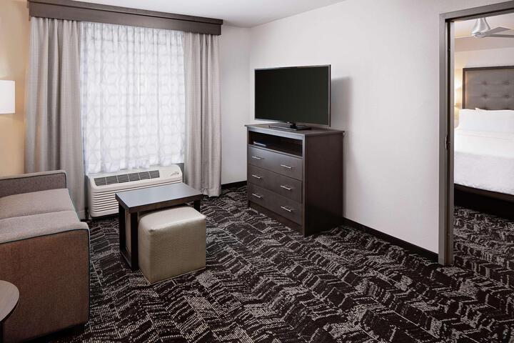 Studio Suite King Bed (10 of 12)