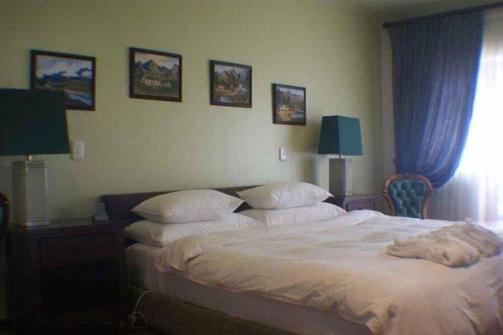 Room 7 of 69