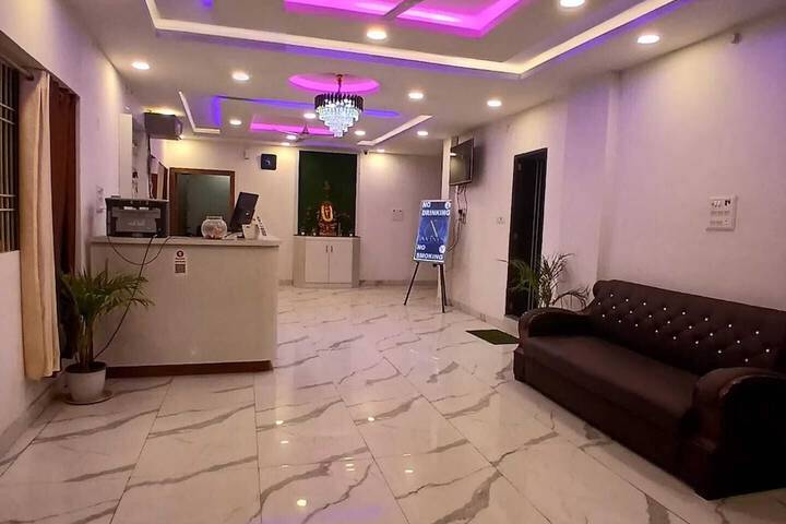Avinis Garden & Hotel by GRB