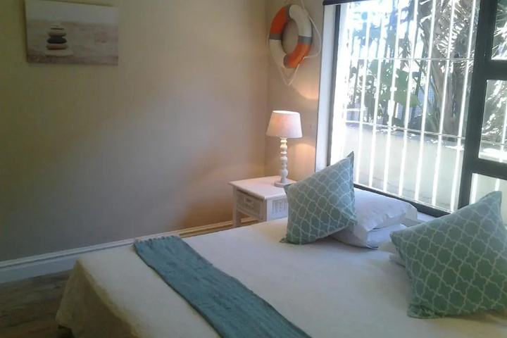 Room 5 of 19