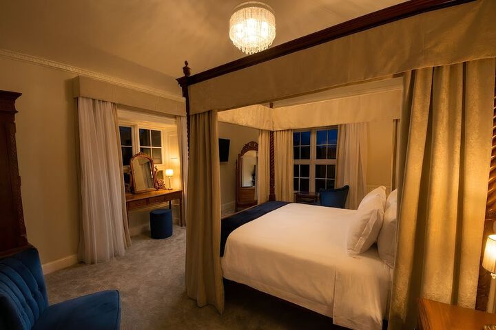 Room 27 of 116