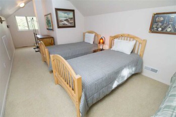 Room 16 of 21